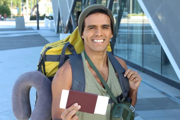 Podróżnik Etniczny Posiadający Paszport Bilet — Zdjęcie stockowe