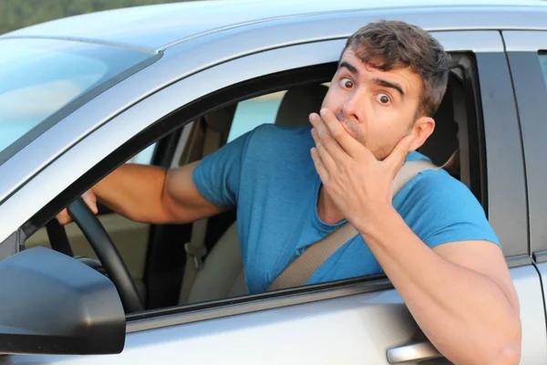 Homme Attrayant Volant Une Voiture Portrait Clôture — Photo