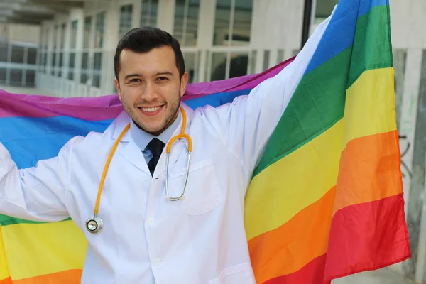 Docteur Avec Stéthoscope Tenant Drapeau Lgbt Arc Ciel — Photo