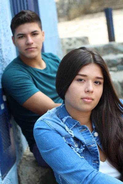 Retrato Bella Pareja Joven Calle Vieja Ciudad —  Fotos de Stock