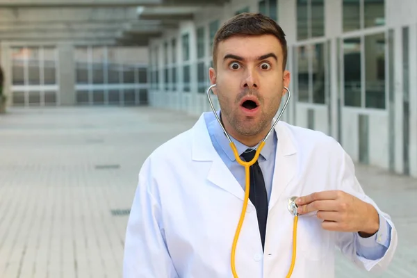 Close Retrato Bonito Jovem Médico Casaco Com Estetoscópio — Fotografia de Stock