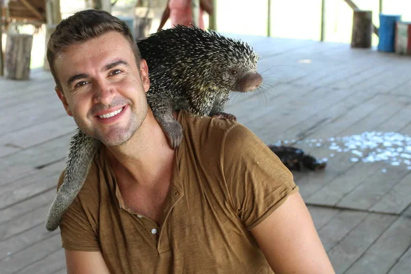 Man Playing Brazilian Porcupine — 스톡 사진