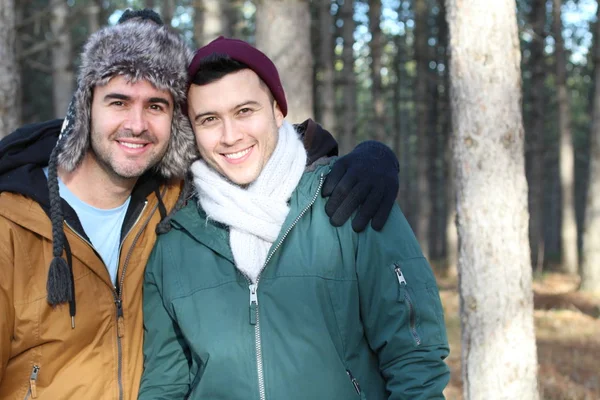 Homosexuelles Paar Freien Mit Kopierraum — Stockfoto