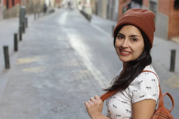 Cute Latin Woman Walking Street Daytime — Stock Photo, Image