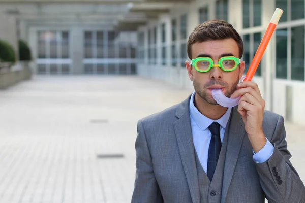 Close Retrato Belo Jovem Empresário Com Snorkel Óculos Rua — Fotografia de Stock