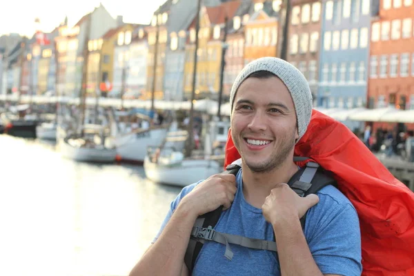 덴마크 코펜하겐의 반서사시에서 여행자 — 스톡 사진