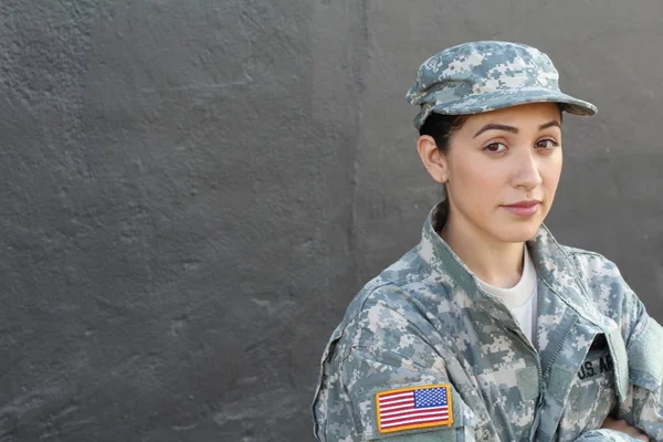 Retrato Una Hermosa Joven Con Chaqueta Sombrero Estilo Militar Verde —  Fotos de Stock