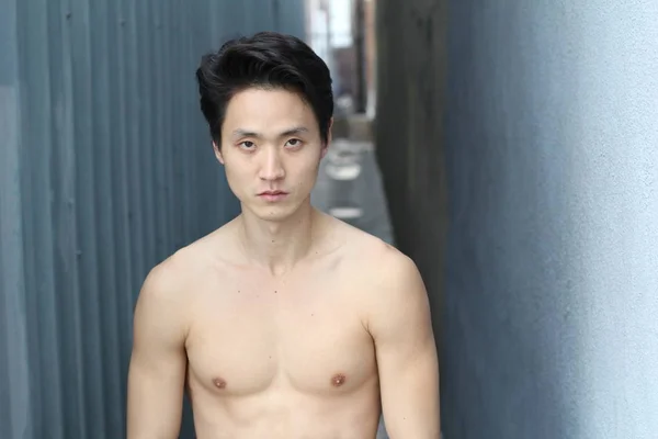 Närbild Porträtt Stilig Ung Asiatisk Skjorta Man Gatan — Stockfoto
