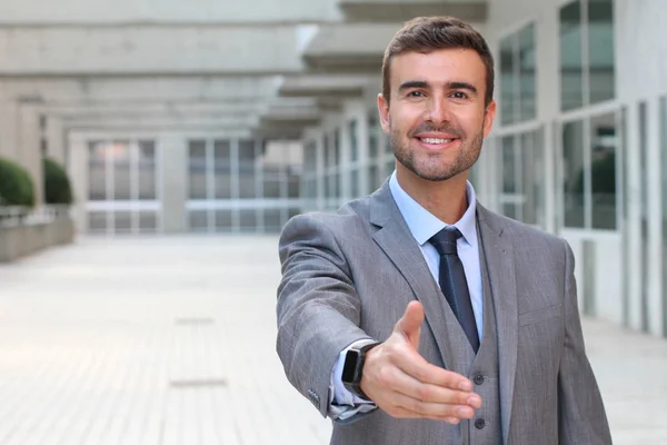 Empresário Comprometido Dando Aperto Mão — Fotografia de Stock