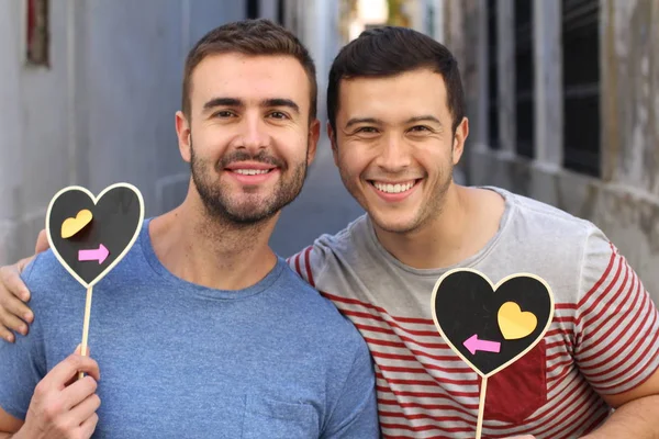 同性愛者のカップルショー彼らの純粋な愛 — ストック写真