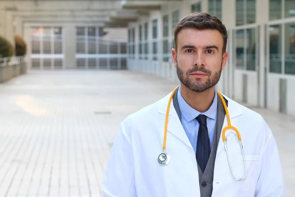 Close Retrato Belo Jovem Médico Rua — Fotografia de Stock