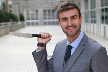 Psikopat davranışları olan bir iş adamı.