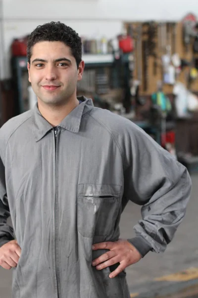 Close Retrato Belo Jovem Soldador Uniforme Oficina — Fotografia de Stock