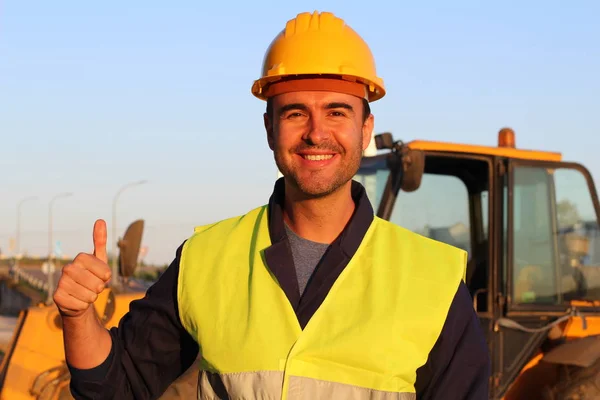 Professionele Bouwvakker Close Portret Bij Zonsondergang — Stockfoto