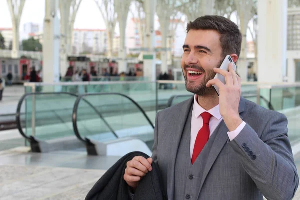 Empresário Ligando Por Telefone Aeroporto — Fotografia de Stock