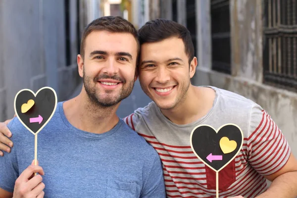 同性愛者のカップルショー彼らの純粋な愛 — ストック写真