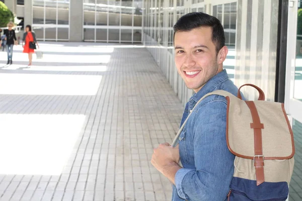 Primer Plano Retrato Joven Guapo Ropa Casual Calle —  Fotos de Stock