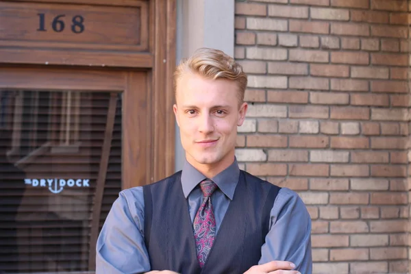 Conceito Beleza Inglês Cavalheiro Retrato Homem Jovem Bonito Posando Livre — Fotografia de Stock