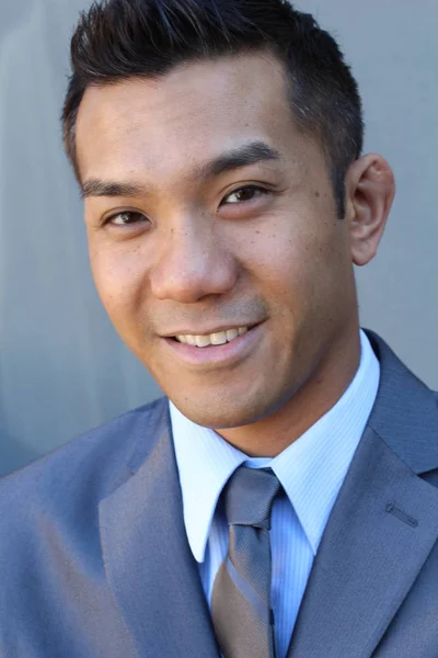 Egy Magabiztos Ázsiai Ügyvéd Portréja Odakint — Stock Fotó