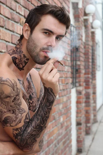 Close Shot Handsome Young Man Tattoos Casual Clothes Street — Stock Photo, Image
