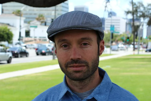 Hombre Con Mirada Hipster Ciudad — Foto de Stock