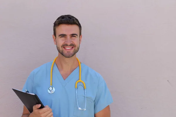 Retrato Jovem Enfermeira Com Estetoscópio Sorrindo Com Espaço Cópia — Fotografia de Stock