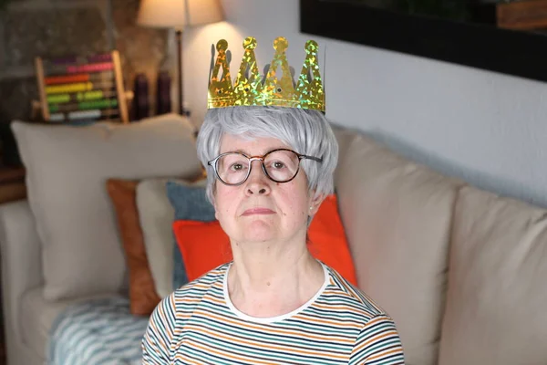 Жадібна Старша Жінка Короні — стокове фото