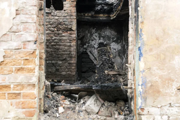 Doorway Burnt Brick House Charred Boards Fire — Stok fotoğraf