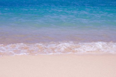 Beyaz köpüklü dalga okyanus görmek 