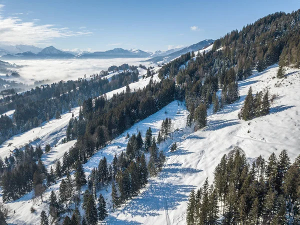 Pemandangan Tertutup Salju Swiss Eropa — Stok Foto