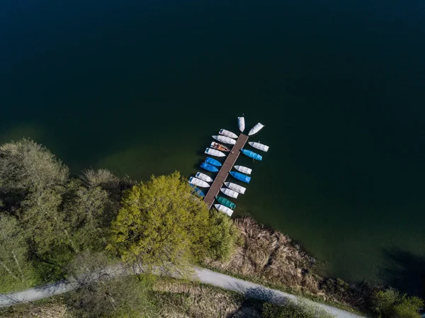 Vue Aérienne Nombreux Bateaux Yachts Ancrés Dans Eau Port Eaux — Photo