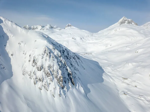 Veduta Aerea Delle Montagne Innevate Delle Alpi Svizzere — Foto Stock