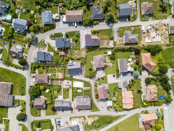 Flygfoto Över Landsbygdsbyn Schweiz Med Byggnader — Stockfoto