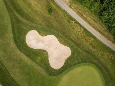 Avrupa 'daki golf sahasının havadan görünüşü