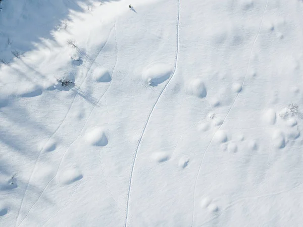 Flygfoto Över Spår Skida Snötäckt Landskap — Stockfoto