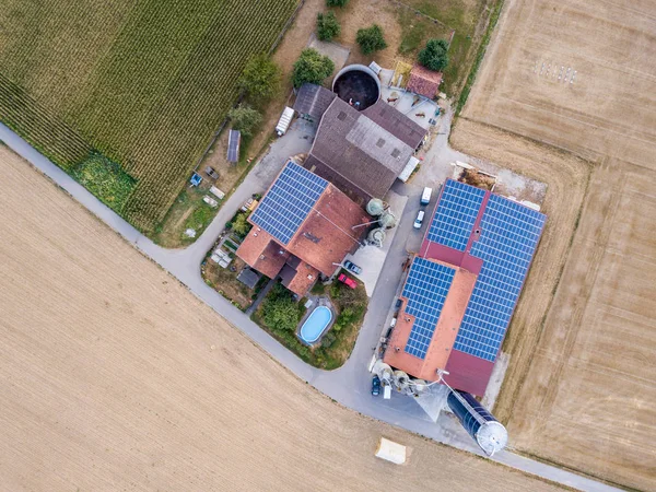 Veduta Aerea Della Fattoria Con Fotovoltaico Sul Tetto Svizzera — Foto Stock