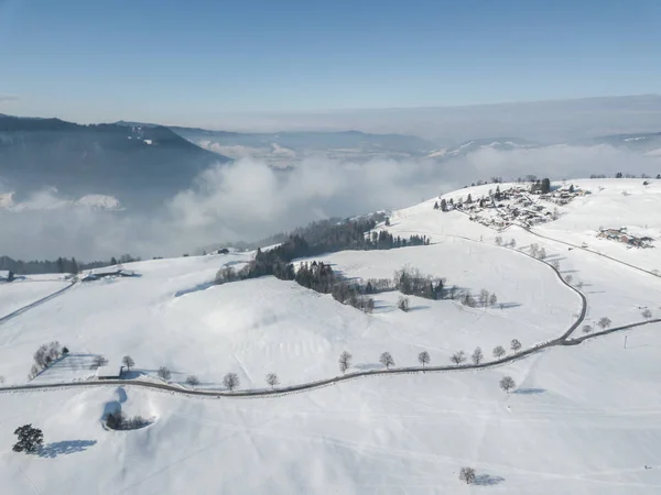 Luchtfoto Van Het Besneeuwde Landschap Zwitserland Europa — Stockfoto