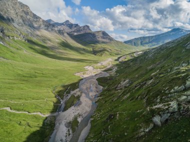 Aerial view of hiking trail in mountains