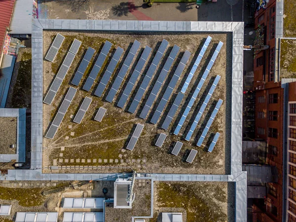 Vista Aerea Del Tetto Con Impianto Fotovoltaico — Foto Stock