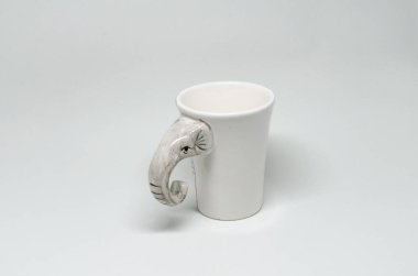 Fil hortumu dizaynlı fincan