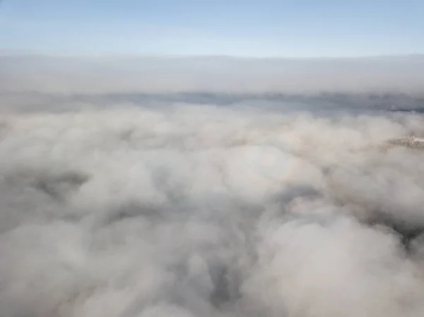 Veduta Aerea Del Paesaggio Rurale Svizzera Coperto Nebbia — Foto Stock