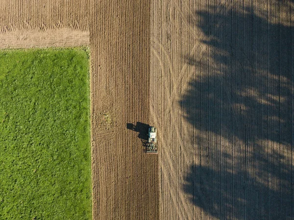 Flygfoto Skördetröska Jordbruksmark Schweiz — Stockfoto