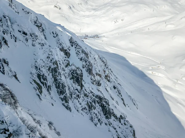 Vista Aérea Montanhas Cobertas Neve Alpes Suíços — Fotografia de Stock