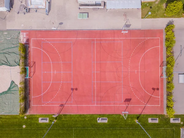 Vista Aérea Del Campo Fútbol Rojo Baloncesto —  Fotos de Stock