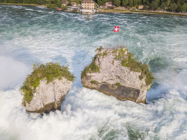 Pemandangan Udara Bebatuan Rhine Jatuh Air Kaskade Dekat Schaffhausen Dengan — Stok Foto