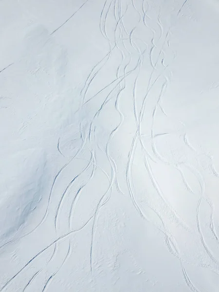 Karda Kayak Izlerinin Hava Görüntüsü Toz Içinde Taşra Kayağı — Stok fotoğraf