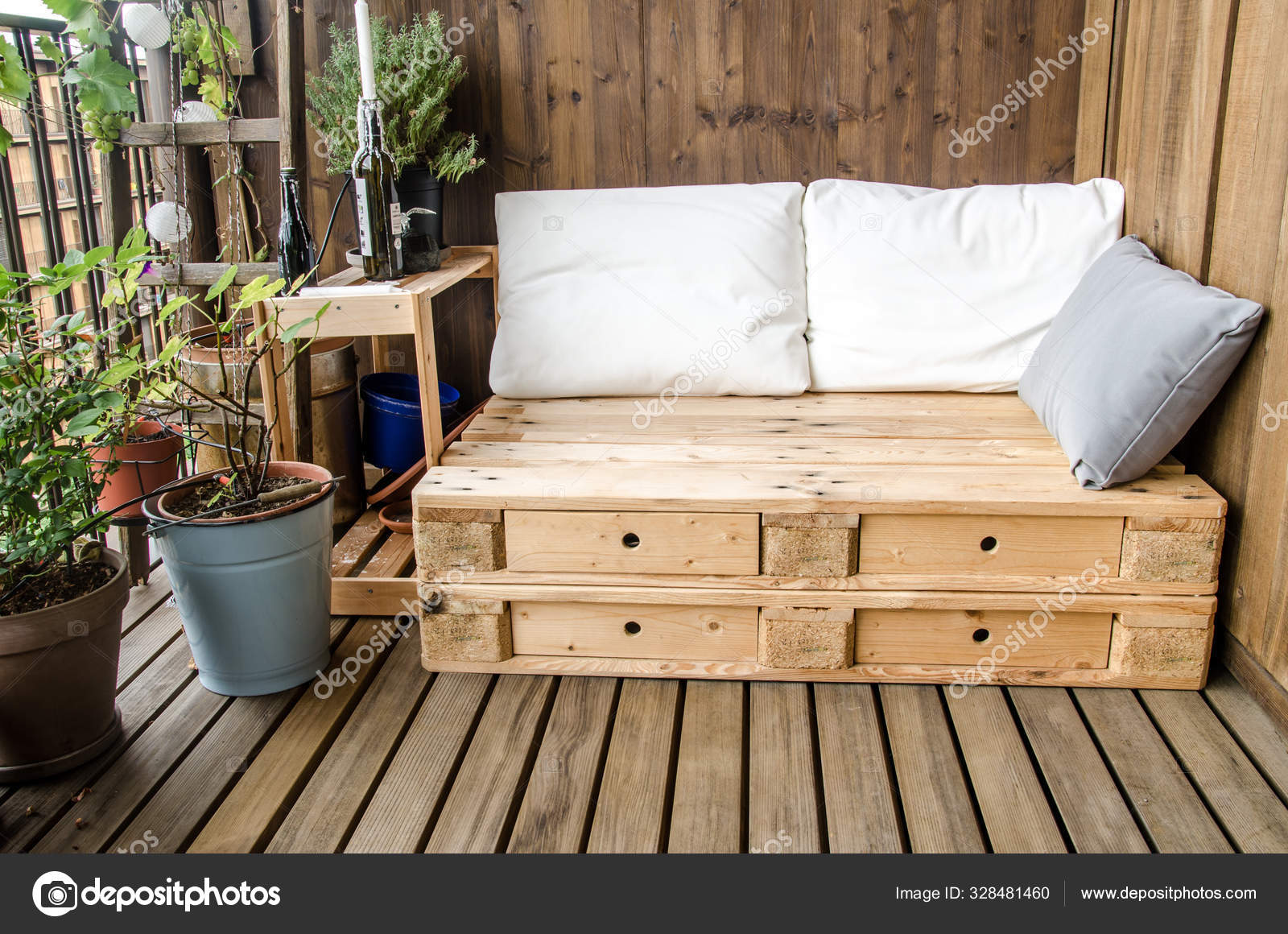 Cozy Wooden Pallet Couch Balcony — Stock Photo © oiramn #328481460, image size:1600x1160