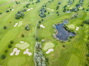 Avrupa 'daki golf sahasının havadan görünüşü