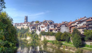 Eski şehir Fribourg, İsviçre, katedralli