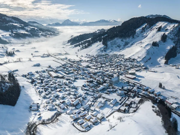 Flygfoto Över Snötäckta Staden Schweiz — Stockfoto